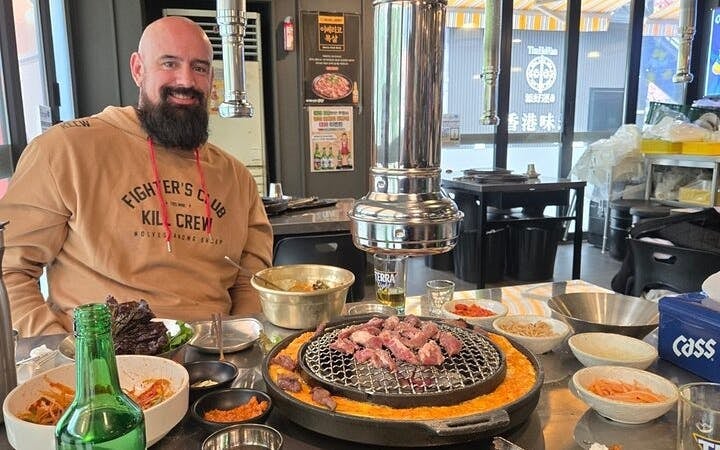 Seoul Gangnam Small-Group Walking Tour with Korean BBQ Dinner and Modern Landmarks Image 5