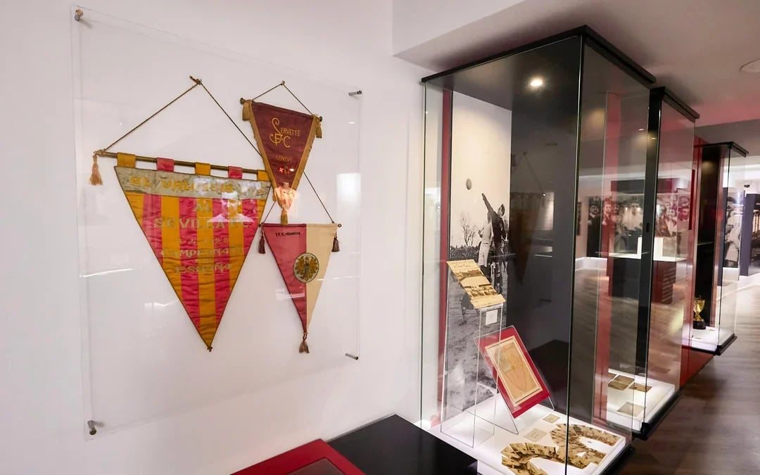 Sevilla FC: Ramón Sánchez-Pizjuán Stadium Tour with Audio Guide and Pitch Access Image 12