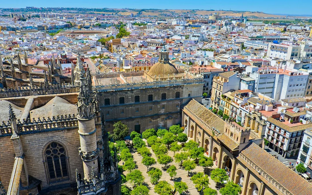 Seville Cathedral & La Giralda Skip-the-Line Guided Tour Image 5