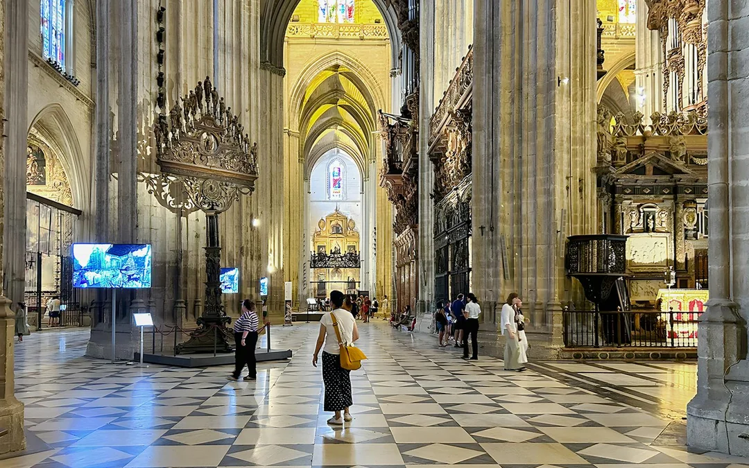 Seville Cathedral & La Giralda Skip-the-Line Guided Tour Image 6