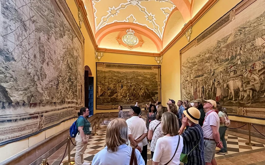 Seville Cathedral & La Giralda Small Group Skip-the-Line Guided Tour Image 1