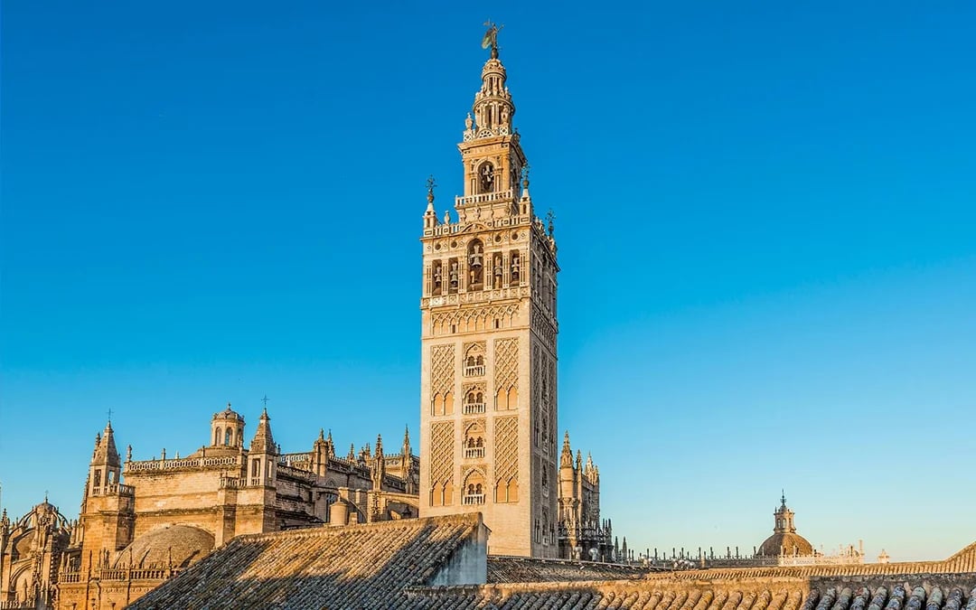 Seville Cathedral & La Giralda Small Group Skip-the-Line Guided Tour Image 8