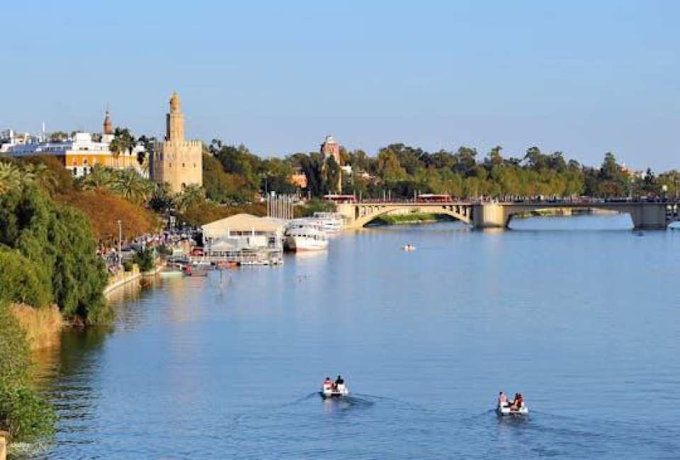 Seville kayaking tour on the Guadalquivir river