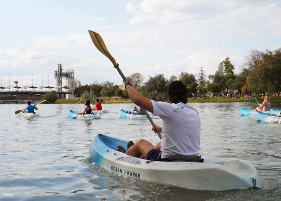 Seville kayaking tour on the Guadalquivir river