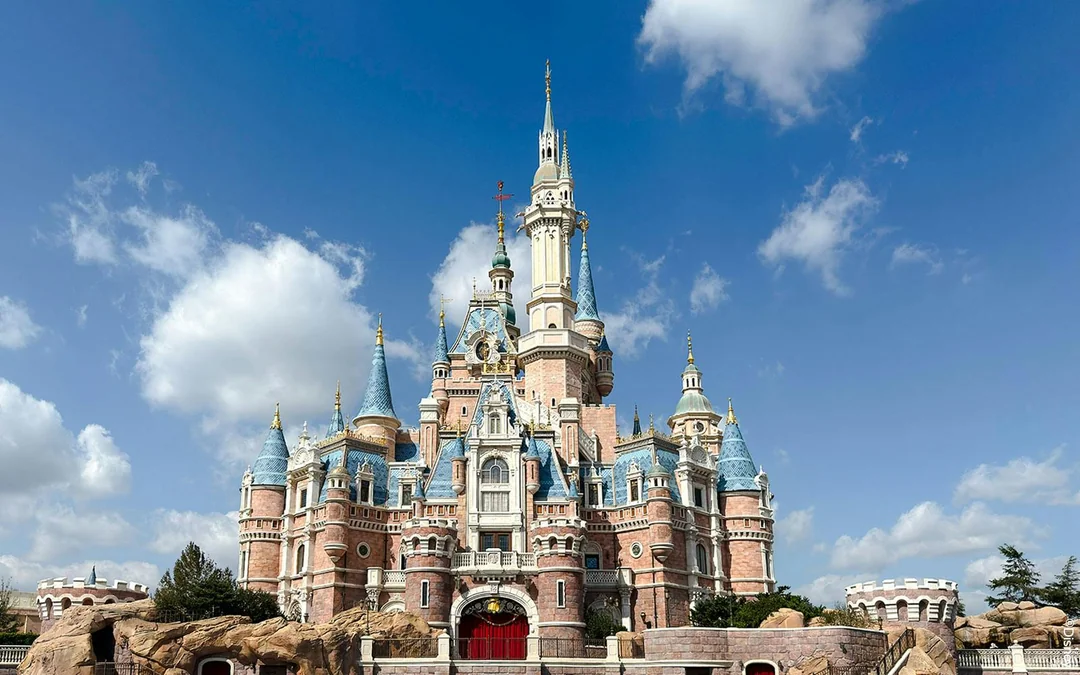 Shanghai Disneyland 1-Day Admission Tickets Image 12