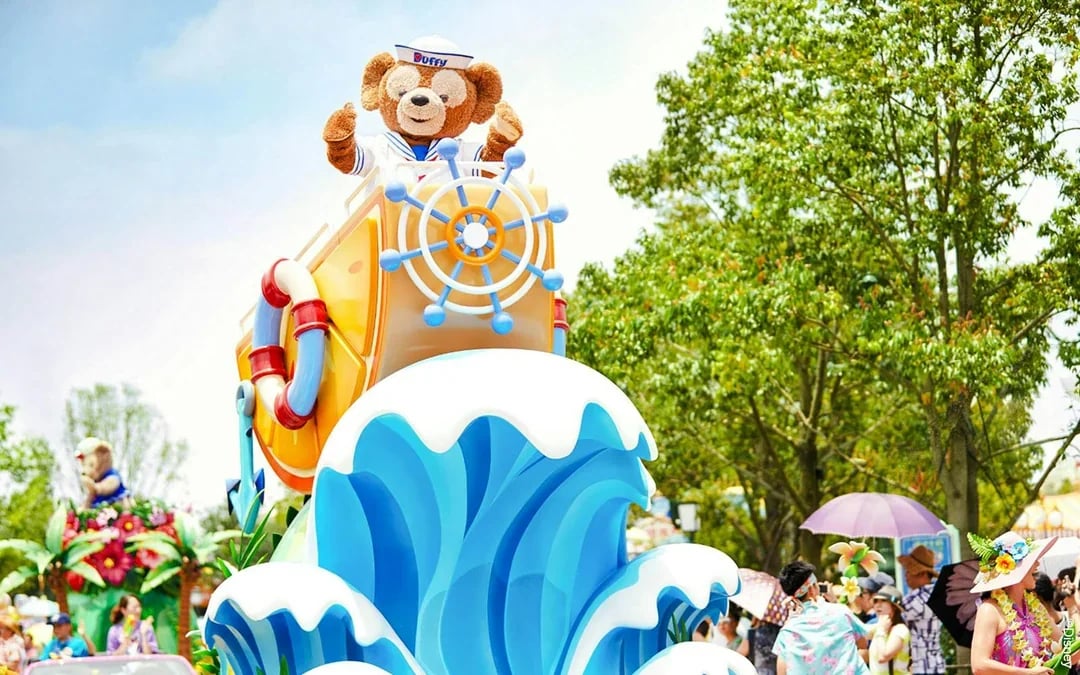 Shanghai Disneyland 1-Day Ticket with Premier Access (14 Attractions) Image 8