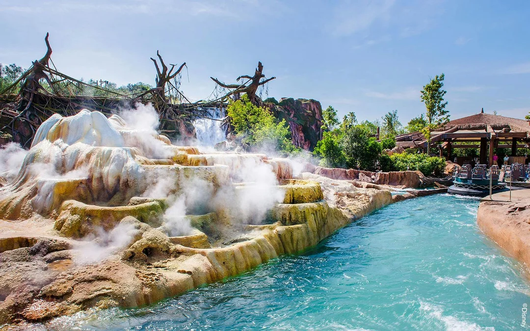 Shanghai Disneyland 1-Day Ticket With Premier Access (6 Attractions) Image 12