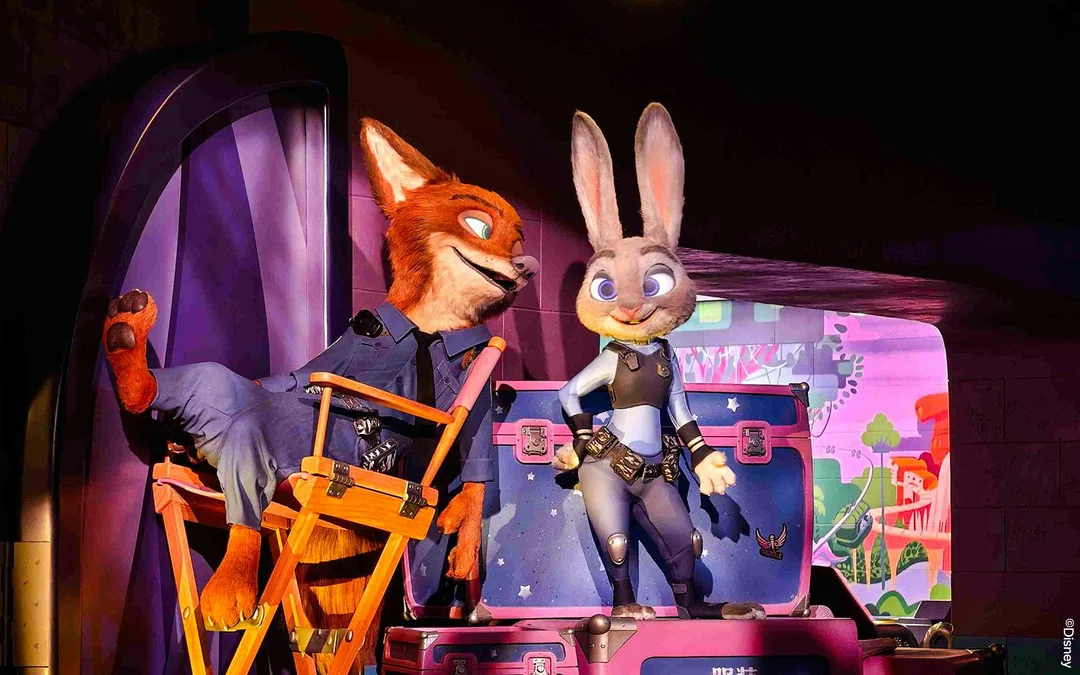 Shanghai Disneyland 1-Day Ticket With Premier Access to Zootopia & Winnie the Pooh Image 1
