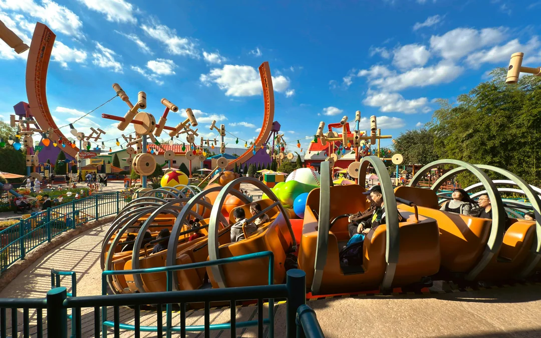 Shanghai Disneyland 1-Day Ticket with Unlimited Premier Access With Concierge Service (Min. 3 guests) Image 1