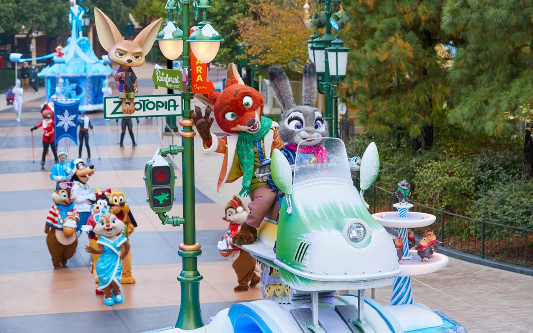 Shanghai Disneyland 1-Day Ticket with Unlimited Premier Access With Concierge Service (Min. 3 guests) Image 3