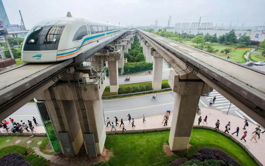 Shanghai Maglev: One-Way Train Transfers Between Pudong Airport Terminal & Longyang Road Station Image 3