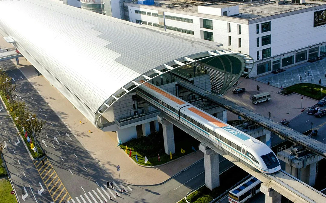 Shanghai Maglev: One-Way Train Transfers Between Pudong Airport Terminal & Longyang Road Station Image 5