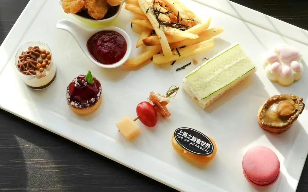 Shanghai Tower Observatory Tickets + 119F Dining Image 11