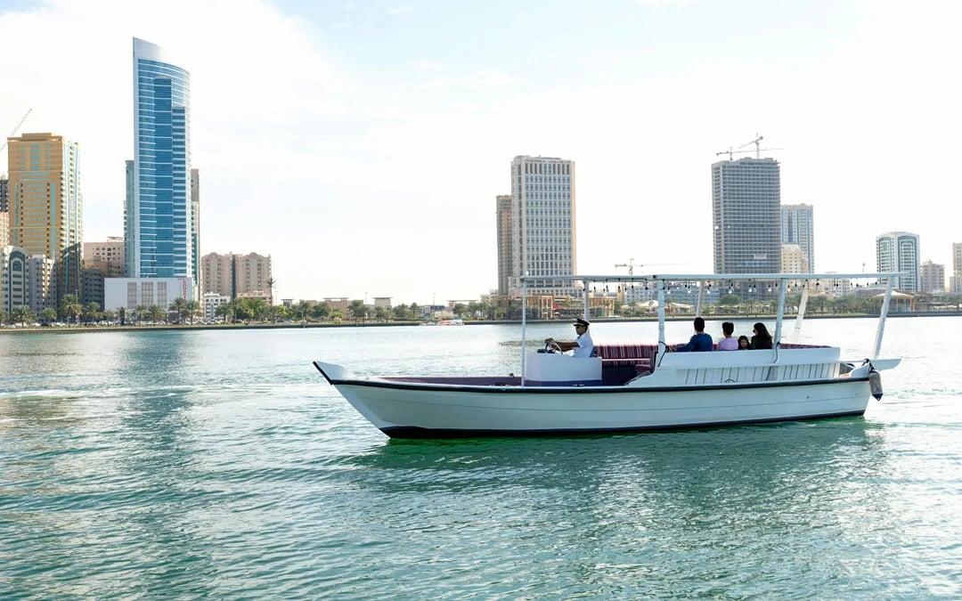 Sharjah Boat Tour with Al Noor Island Access Image 6