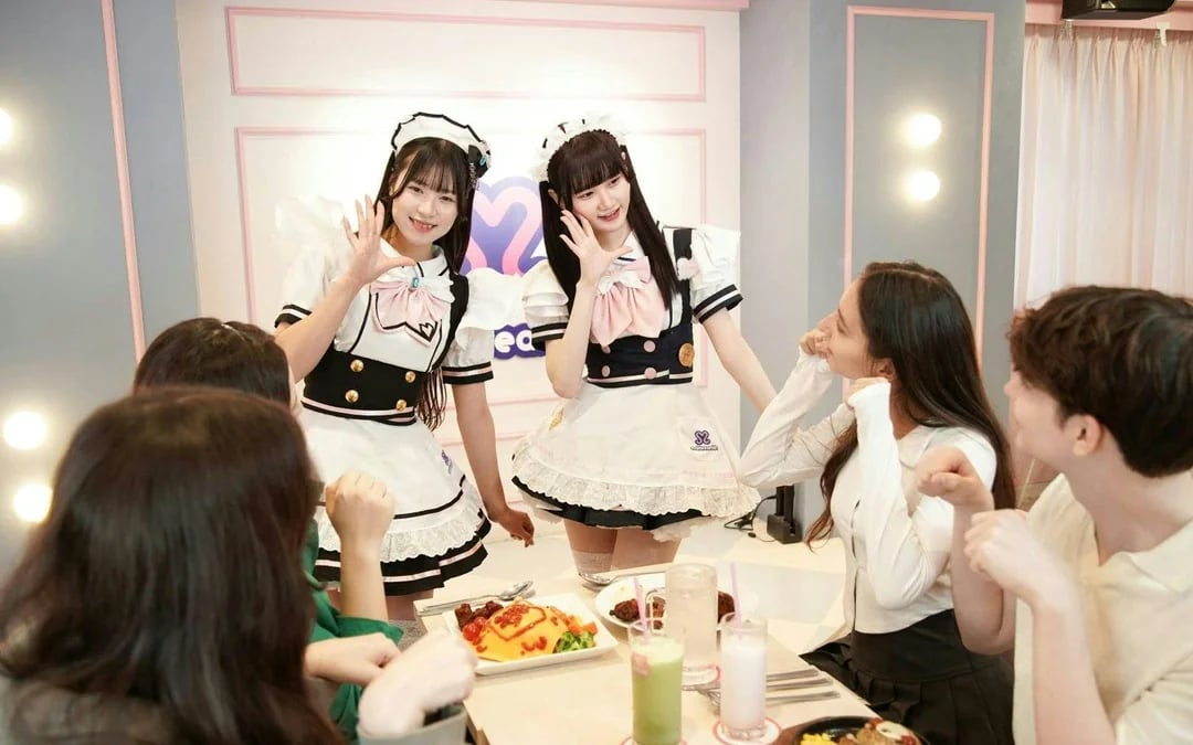 Shibuya Maid Cafe by Maidreamin Image 8