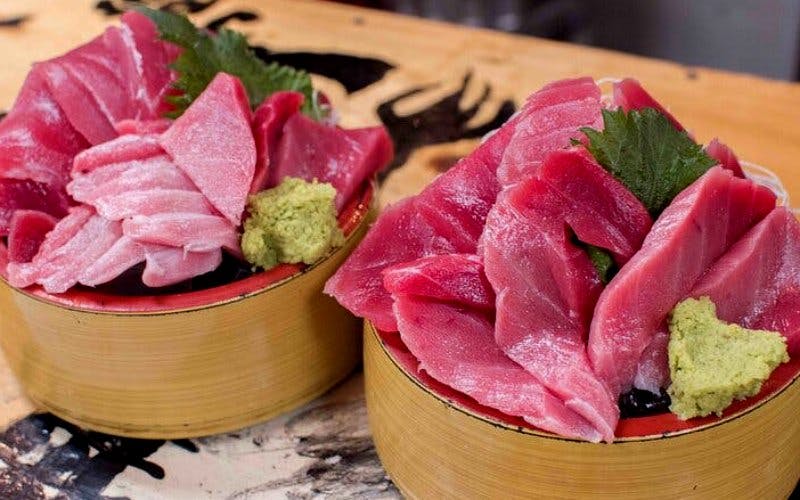 Shinjuku Izakaya Food Walking Tour with 14 Tastings and Drinks Image 2