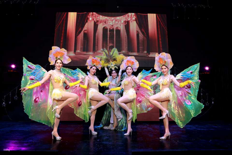 Siam Dragon Cabaret Show in Chiang Mai | Thailand