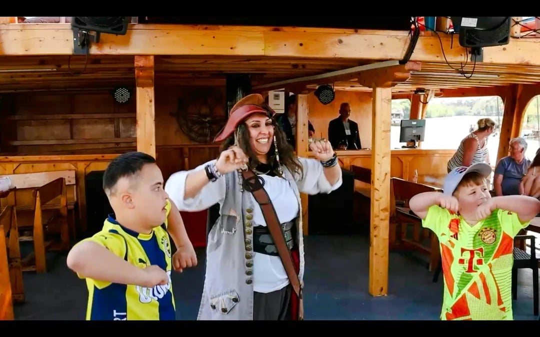 Side Pirate Ship Cruise with Lunch, Swimming Stops and Hotel Transfers Image 5