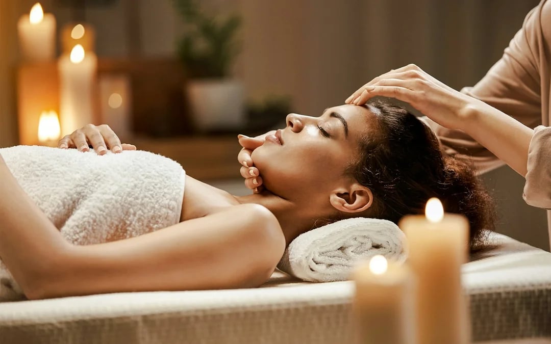 Side Turkish Bath with Kese Scrub, Foam and Oil Massage Image 3