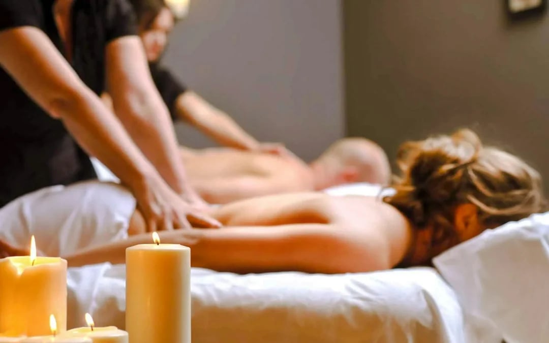 Side Turkish Bath with Sauna Scrub Foam and Oil Massage Image 6