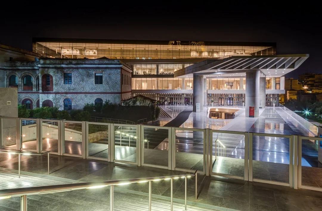Sights of Athens: Night Bus Tour Image 4