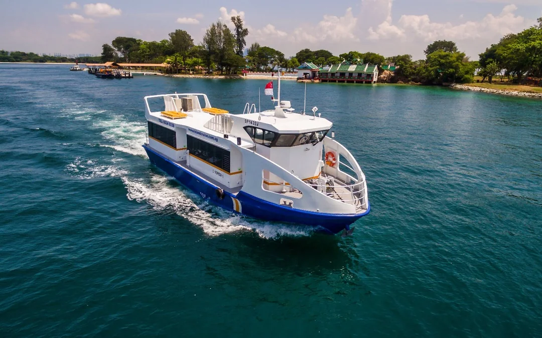 Singapore Ferry to Kusu Island and St John's Island Image 2