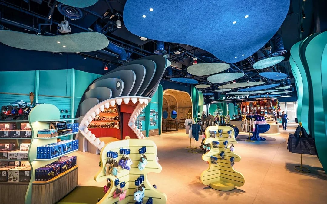 Singapore Oceanarium Dive Programs with Adventure Cove Waterpark Entry Image 11