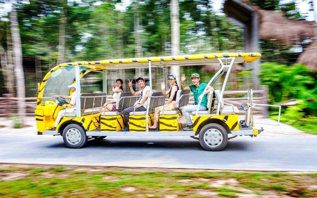 [Single Day Combo] Vinpearl Safari & VinWonders Tickets Image 6