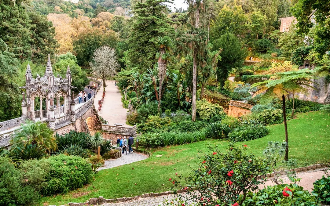 Sintra & Quinta da Regaleira Small Group Tour Image 3