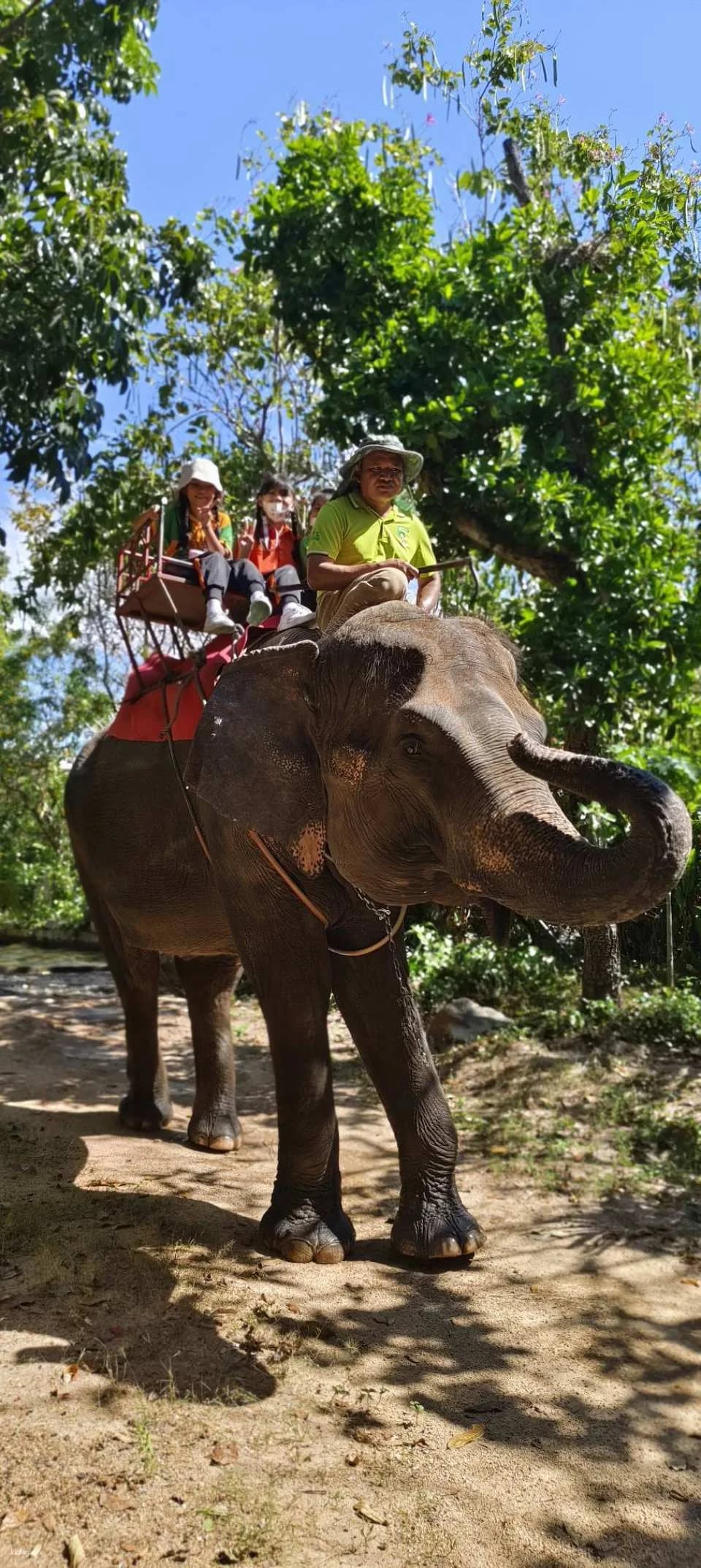 Siri Park & Zoo by Sriracha Tiger Zoo | Thailand