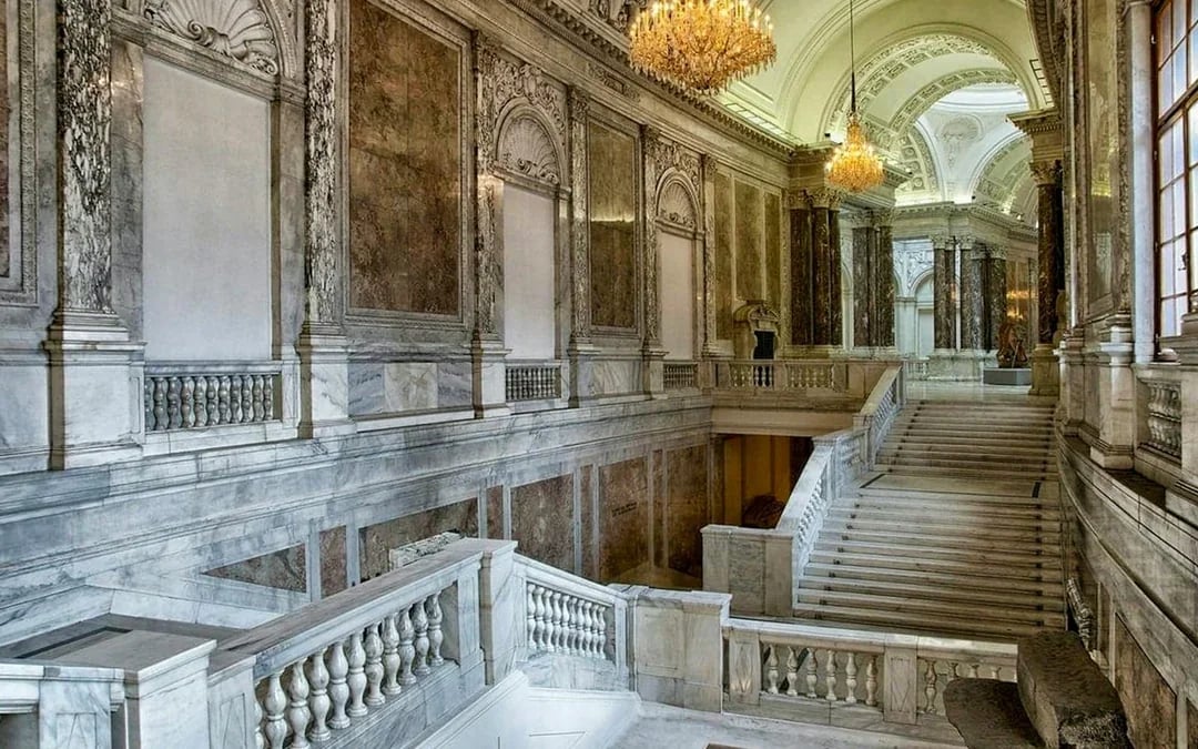Sisi Museum & Hofburg Skip-the-Line Guided Tour Image 10
