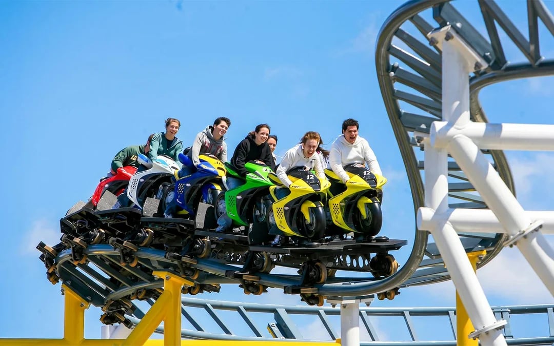 Six Flags Darien Lake One Day Tickets Image 3