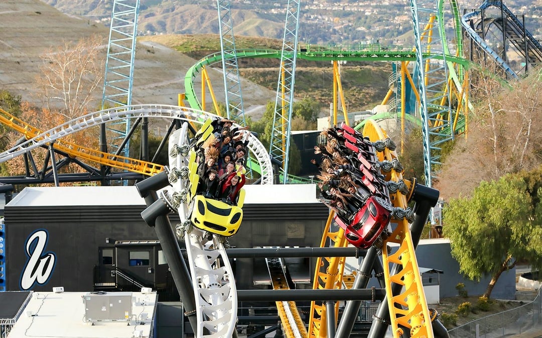 Six Flags Magic Mountain One Day Ticket with Fright Fest Image 7