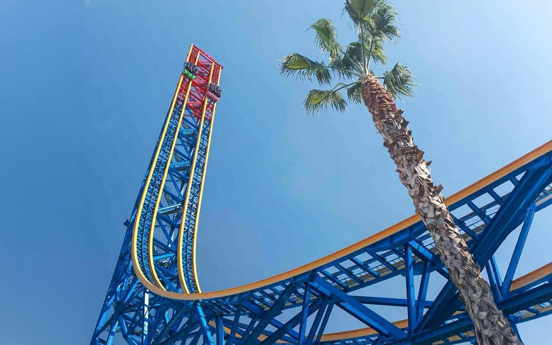 Six Flags Magic Mountain One Day Ticket with Fright Fest Image 11