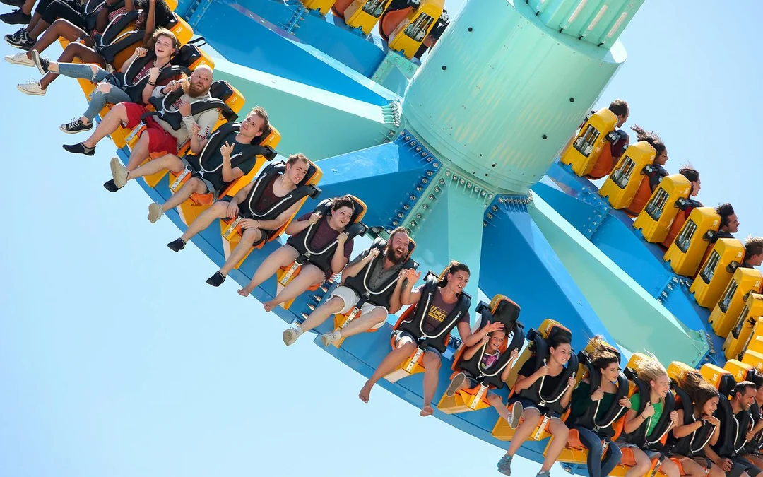 Six Flags Magic Mountain One Day Tickets Image 4