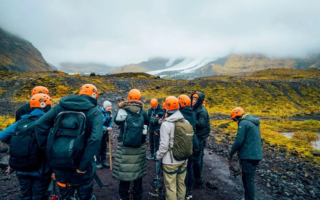 Skaftafell: Blue Ice Cave & Vatnajokull Glacier Hike
 Image 8