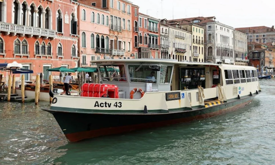 Skip-the-line ACTV public transport pass up to 7 days