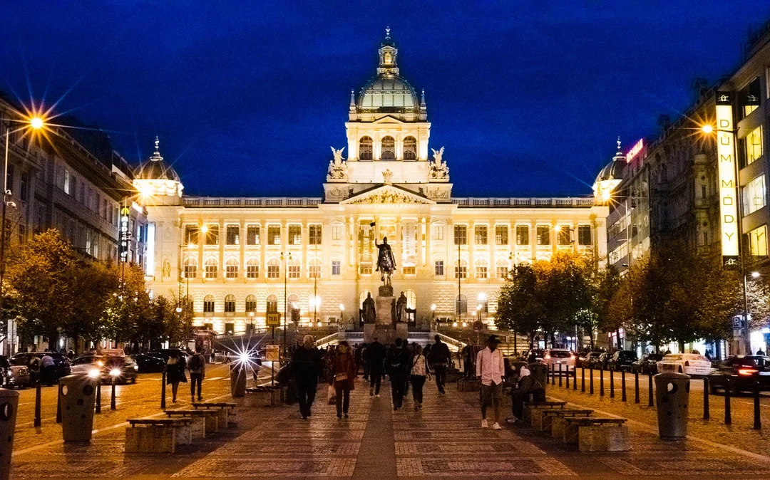 Skip-the-Line Combo: Prague Castle, National Museum & Astronomical Clock Image 2