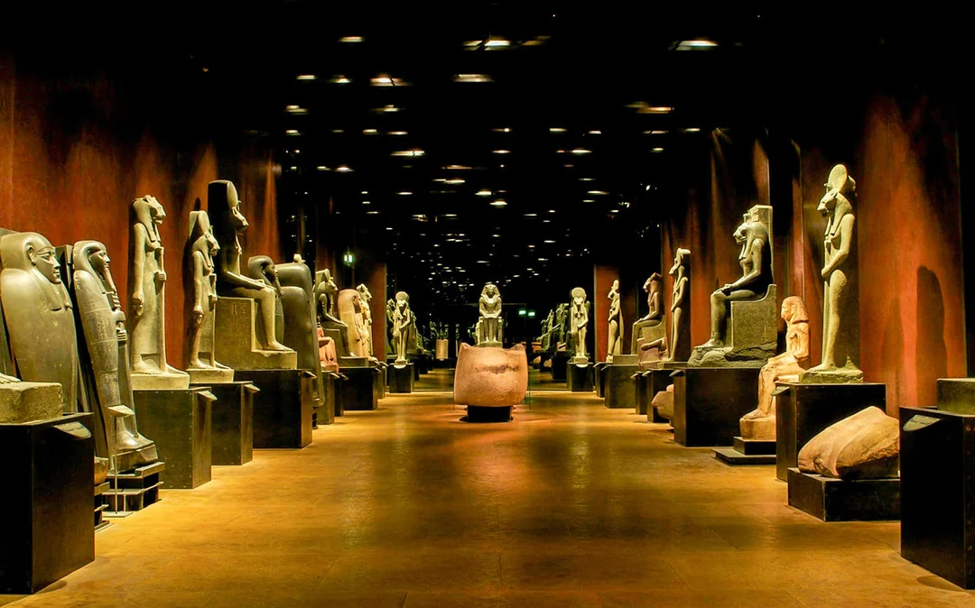 Skip-the-Line Guided Tour: Egyptian Museum of Turin Image 2