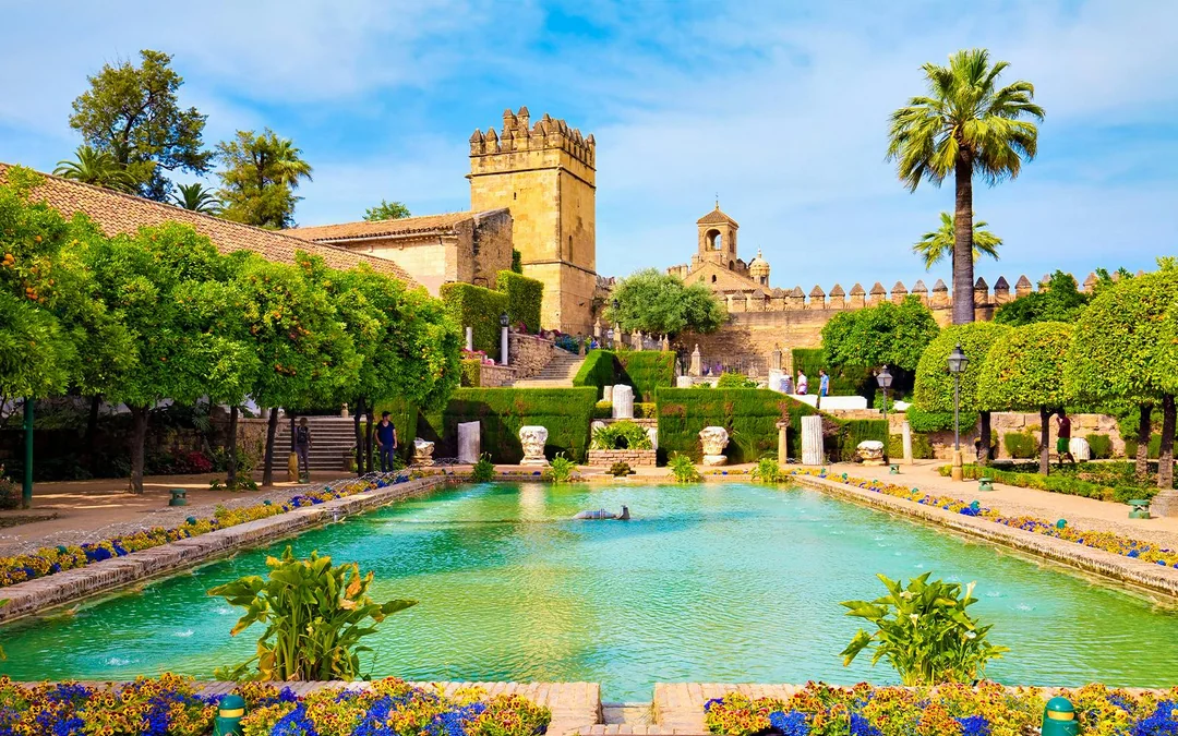 Skip-the-Line Guided Tour of Alcázar of the Christian Monarchs Image 1