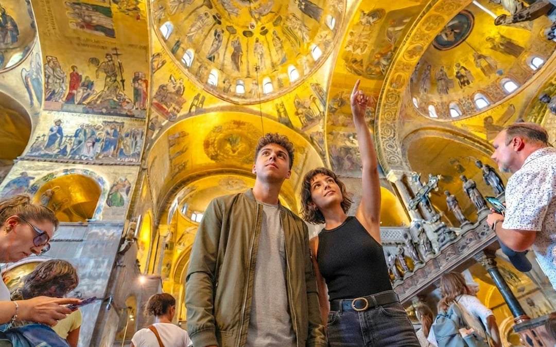 Skip-the-Line St. Mark's Basilica and Pala d'Oro Guided Tour Image 2