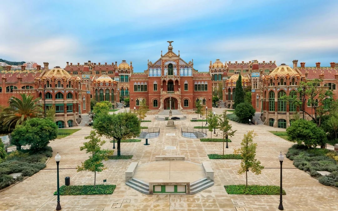 Skip-the-Line Tickets to Sant Pau Modernista Image 2