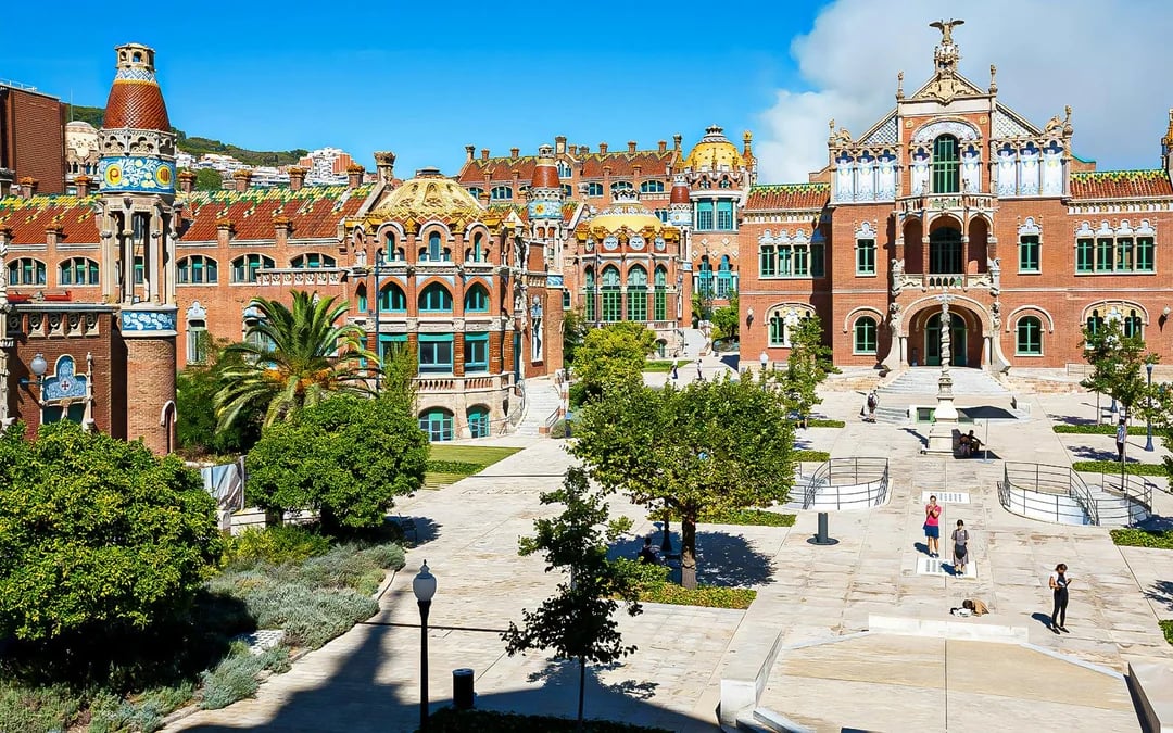 Skip-the-Line Tickets to Sant Pau Modernista Image 6