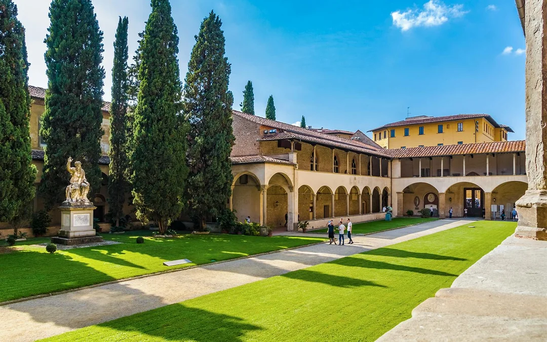 Skip-the-Line Tickets to Santa Croce Basilica Complex Image 3