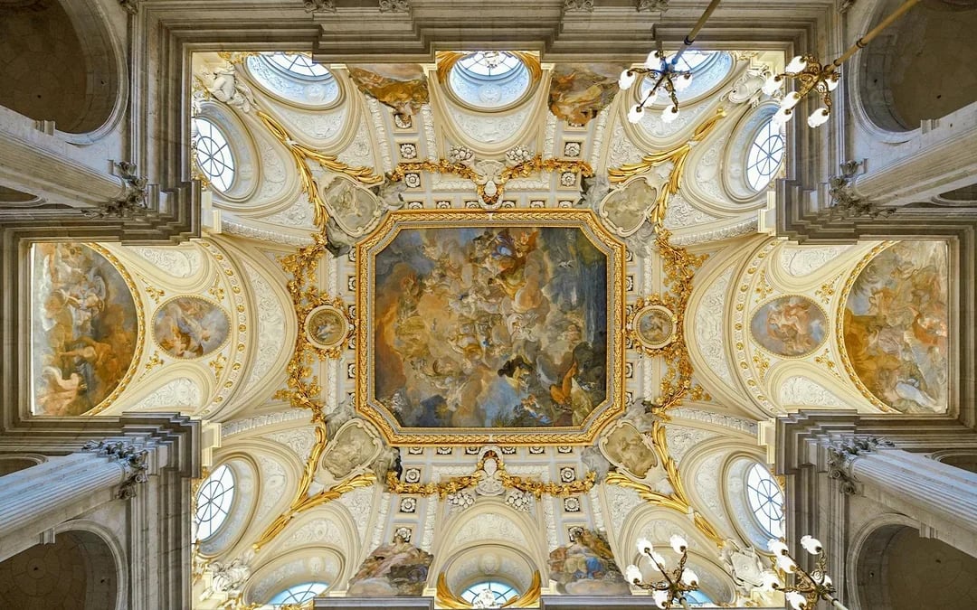Skip-the-Line Tickets to the Royal Palace of Madrid and the Royal Kitchen Image 7