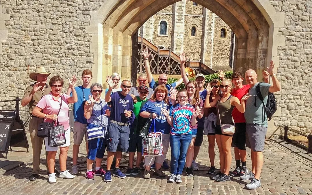 Skip-the-Line Tower Bridge Tickets and Tower of London Early-Access Guided Tour with Beefeater Opening Ceremony Image 10
