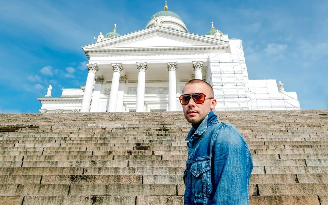 Skip-the-line Uspenski Cathedral Helsinki & Old Town Tour Image 3