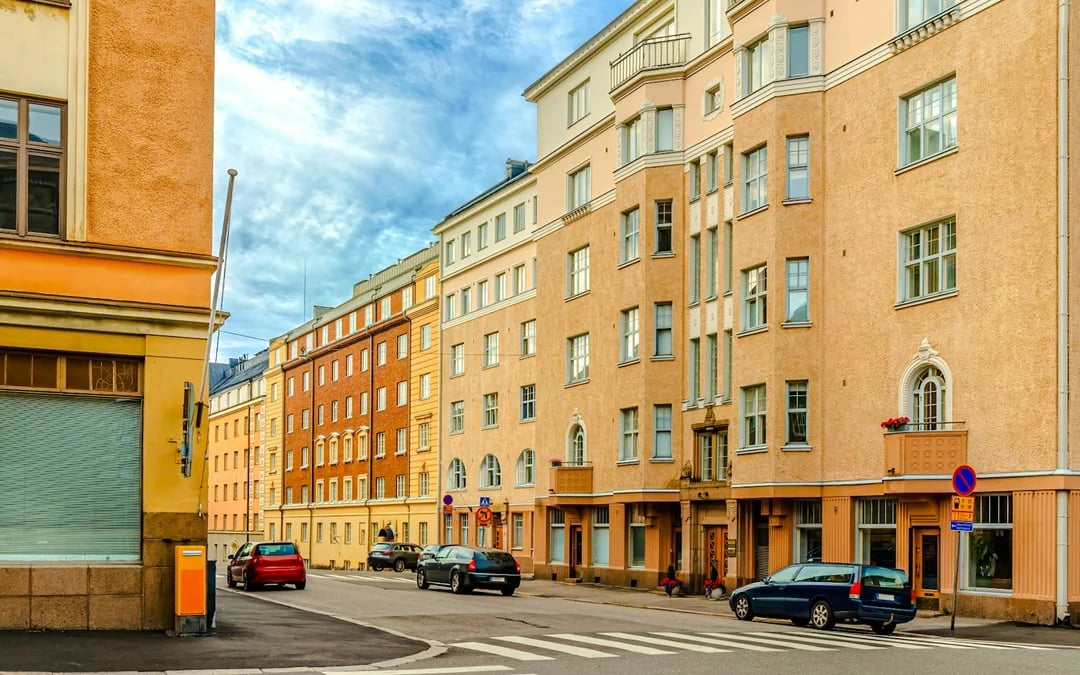 Skip-the-line Uspenski Cathedral Helsinki & Old Town Tour Image 7