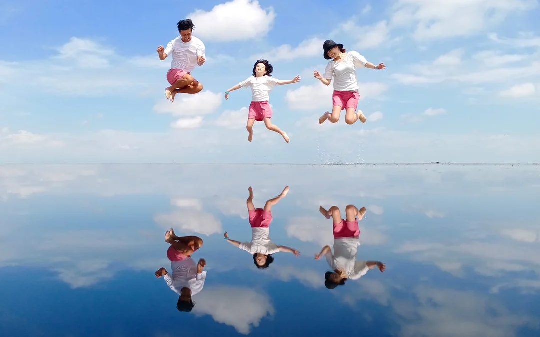 Sky Mirror Experience in Kuala Selangor Image 3