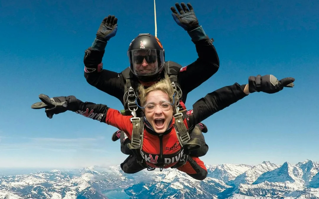 Skydive Switzerland Tickets: Tandem Skydive from 13,000 Ft Image 2